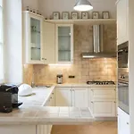 Luxury - & Swimming Pool Villa *