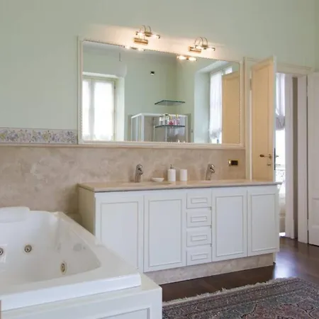 Luxury - & Swimming Pool 别墅 *