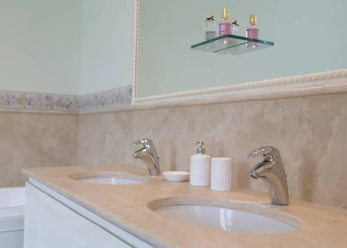 Luxury - & Swimming Pool ギッファ